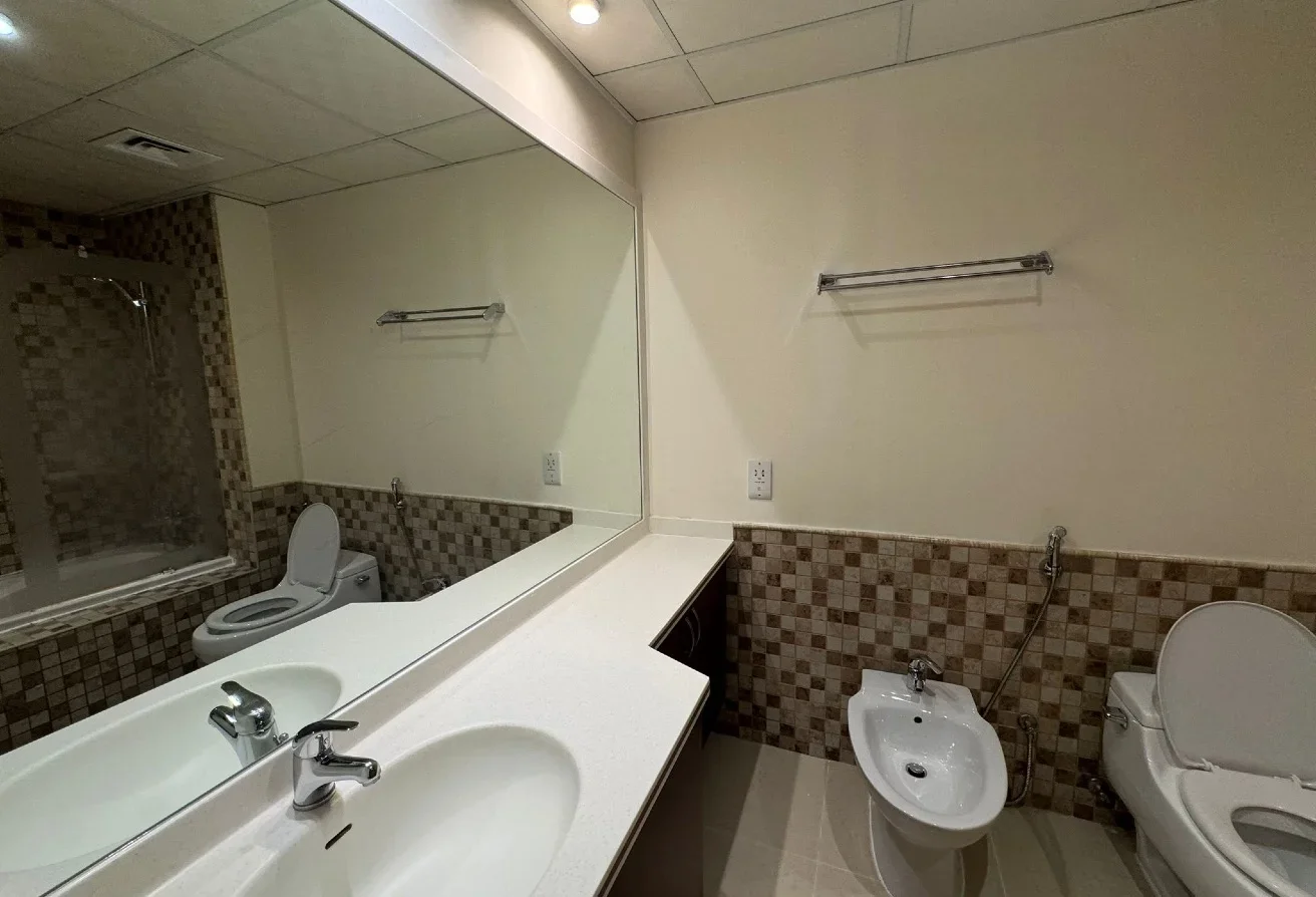 Prime Investment | 1+OFFICE | Renovated Unit