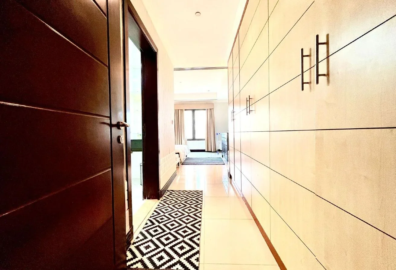 1 BHK +OFFICE |LUXURY MODERN &PREMIUM