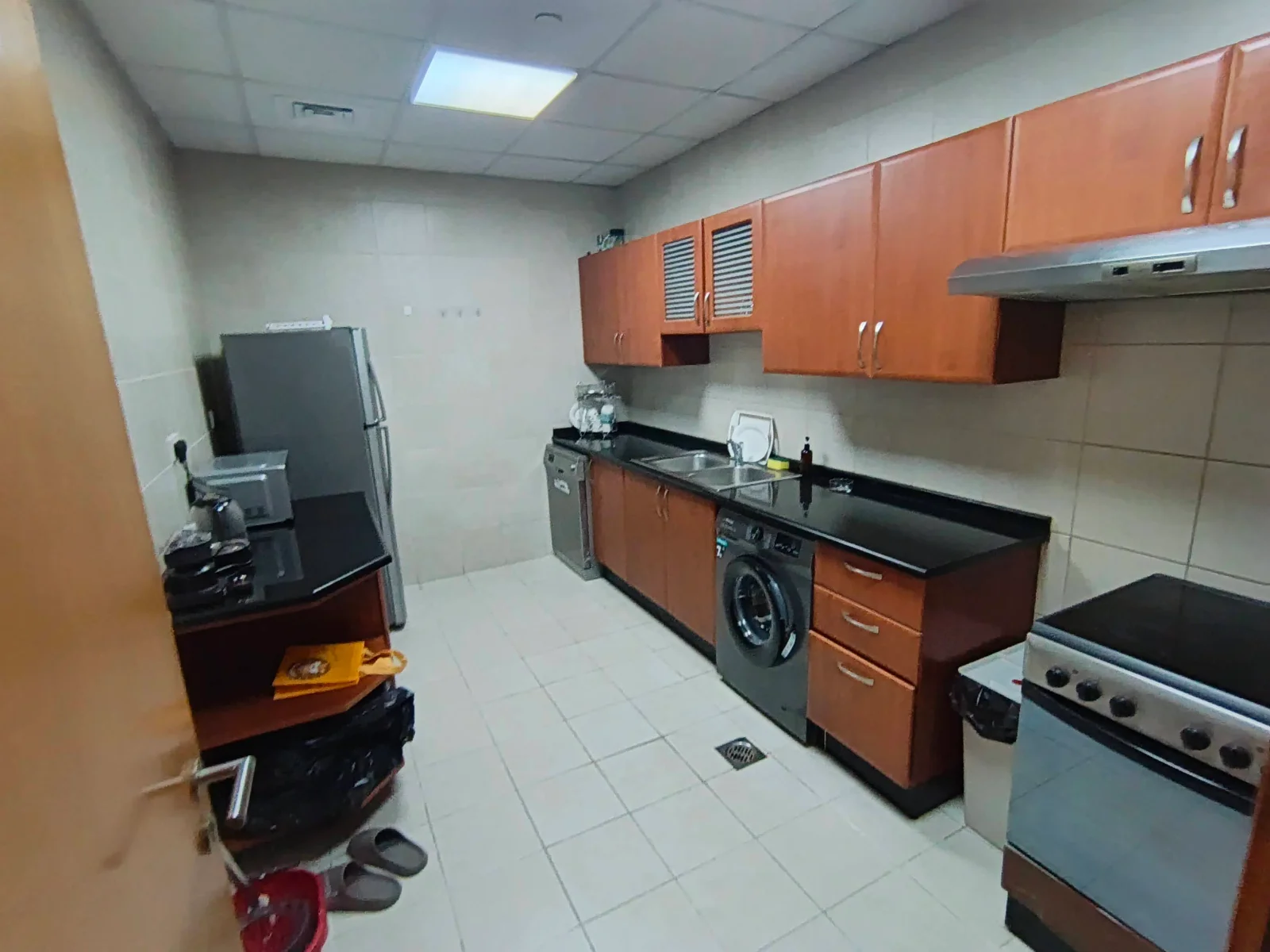 2bhk in zig zag tower fully furnished exclude bill