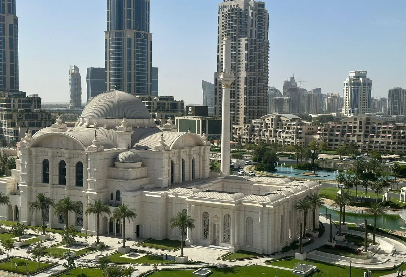 AMAZING 1 BHK IN PORTO ARABIA FOR RENT @BEST PRICE