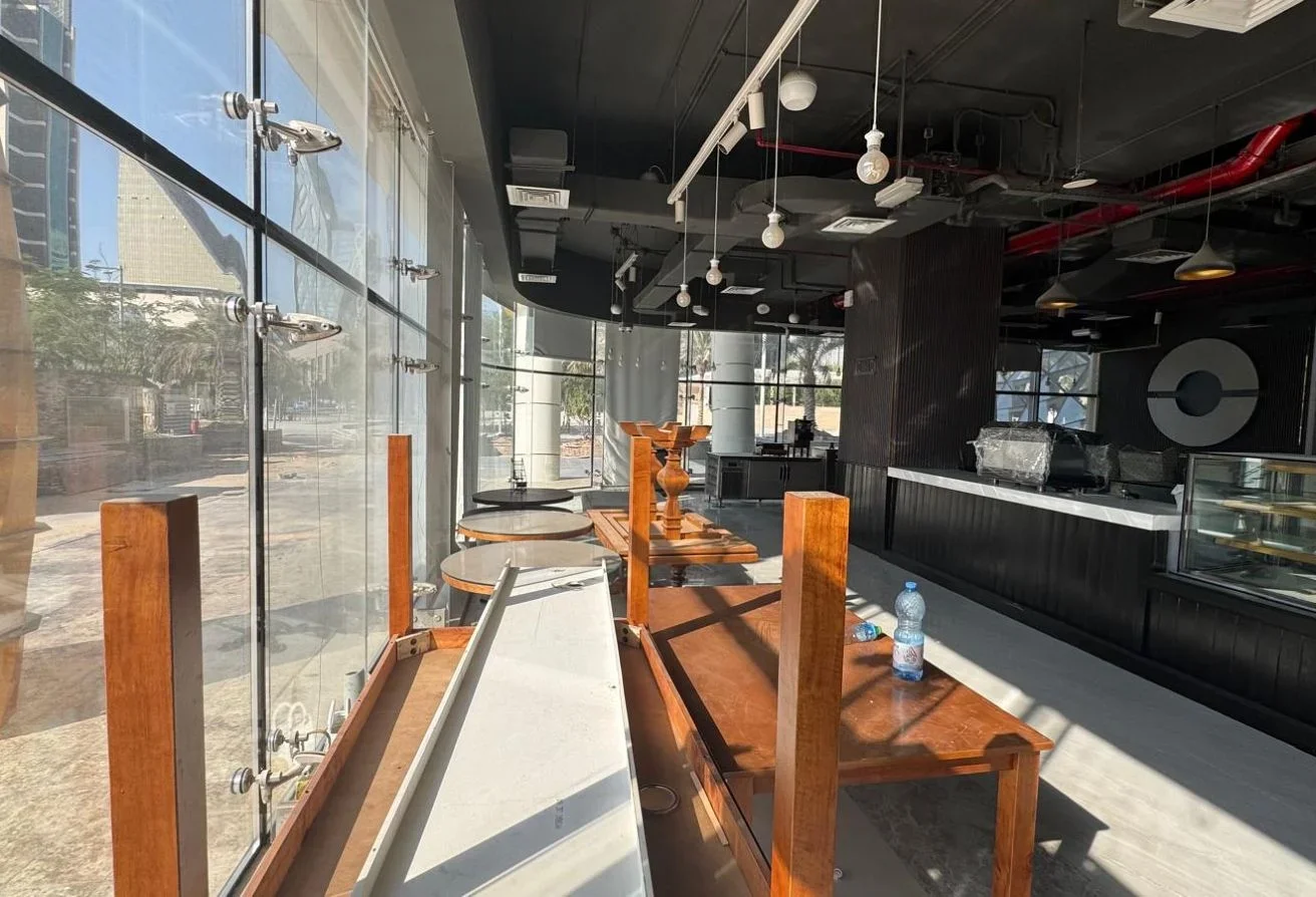 Restaurant/Shop in prime location Lusail Marina