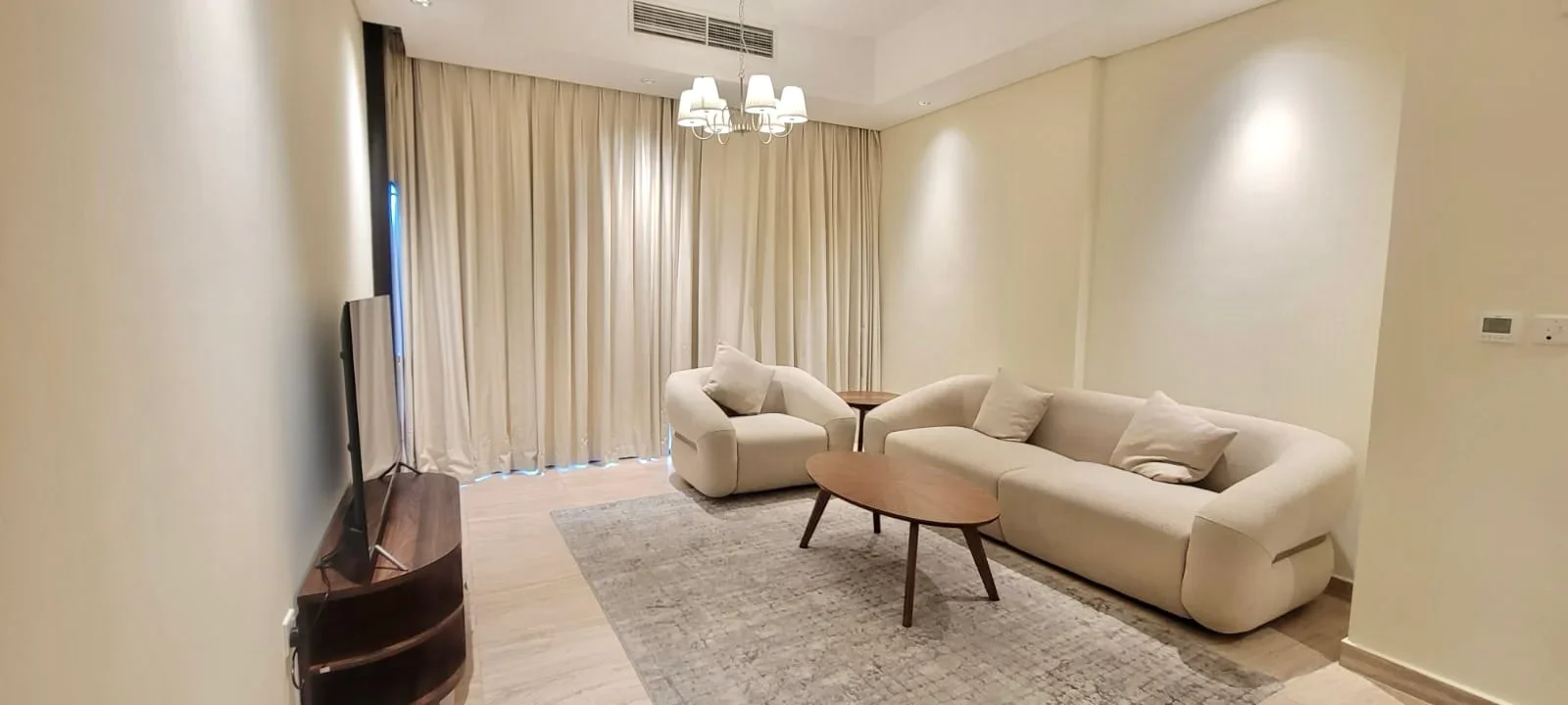 Fully Furnished 2BHK | Balcony | QAR 8,000