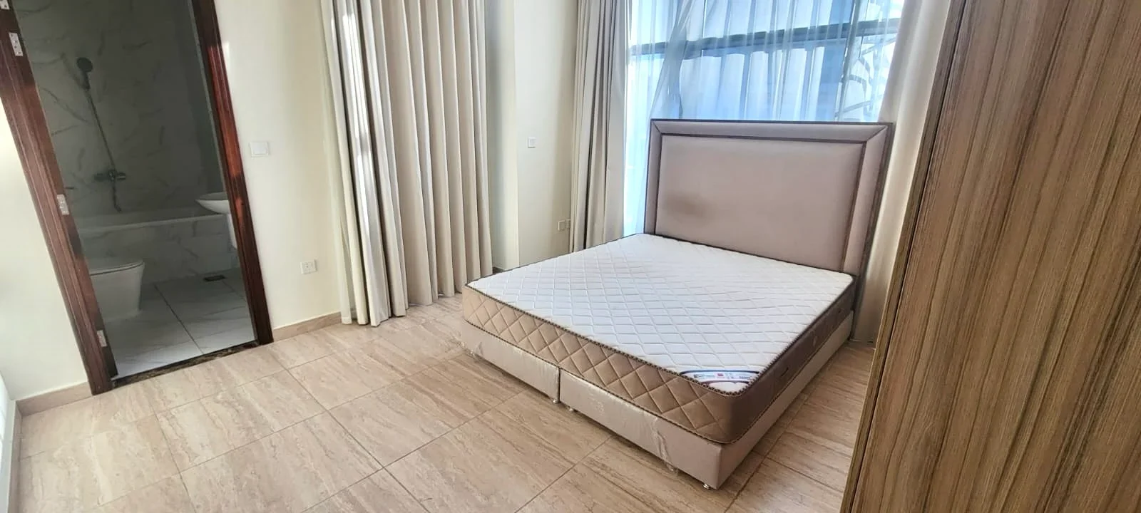 Fully Furnished 2BHK | Balcony | QAR 8,000
