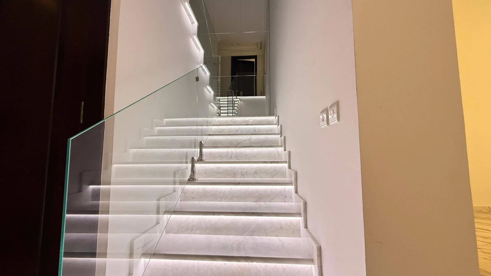 4 bhk + maidsroom townhouse