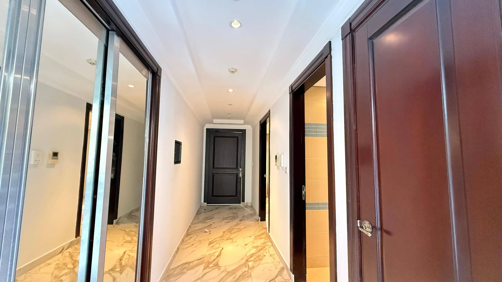 4 bhk + maidsroom townhouse