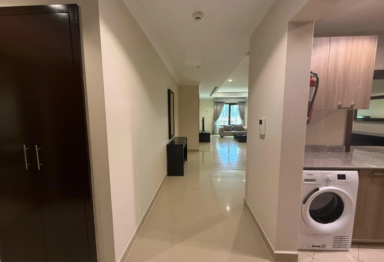 1BEDROOM Furnished apartment with balcony