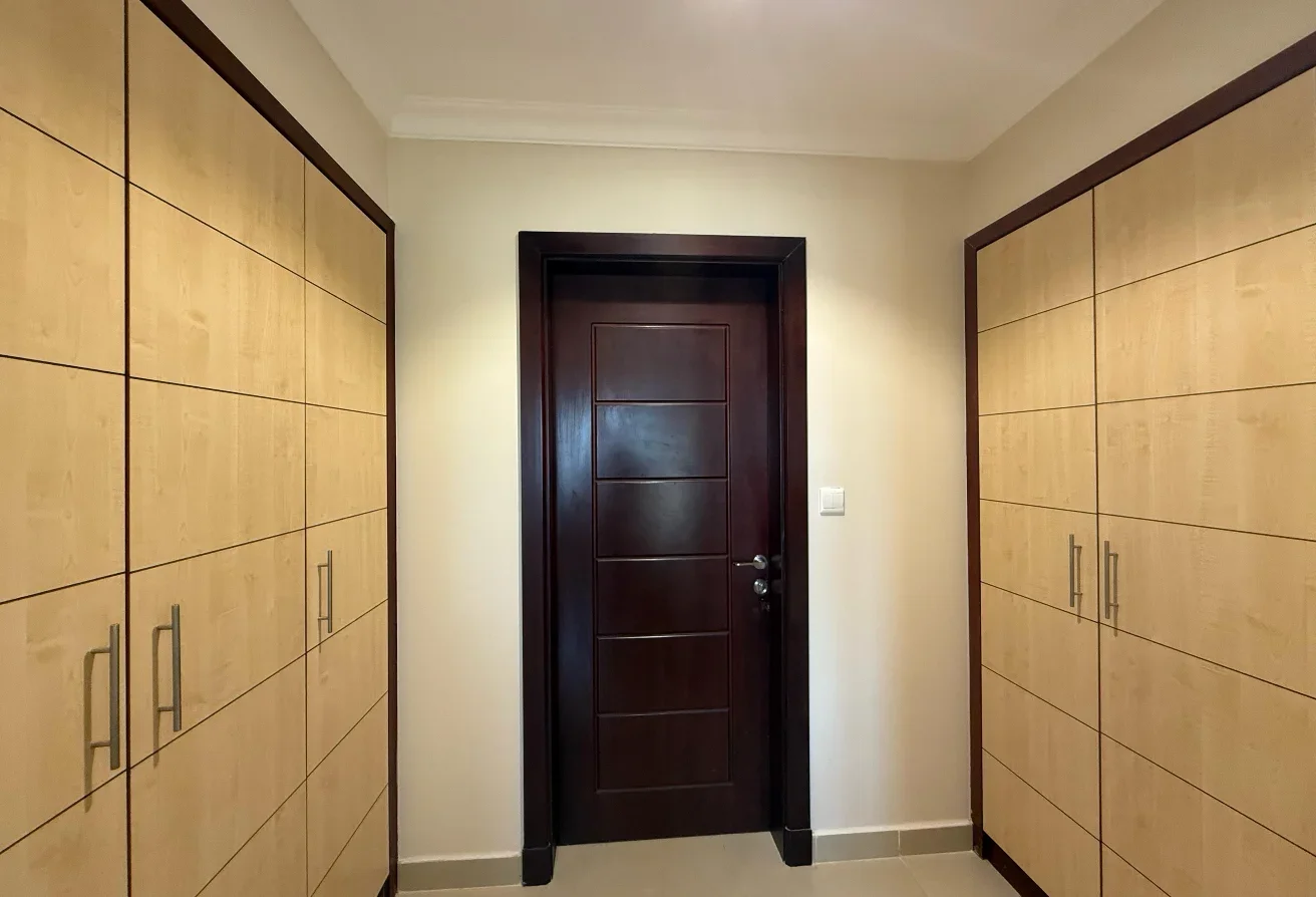 1BEDROOM Furnished apartment with balcony