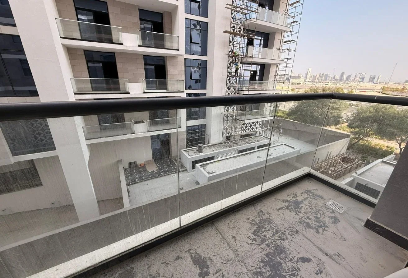 Distress Deal 1BHK Furnished | Yasmeen City 950K