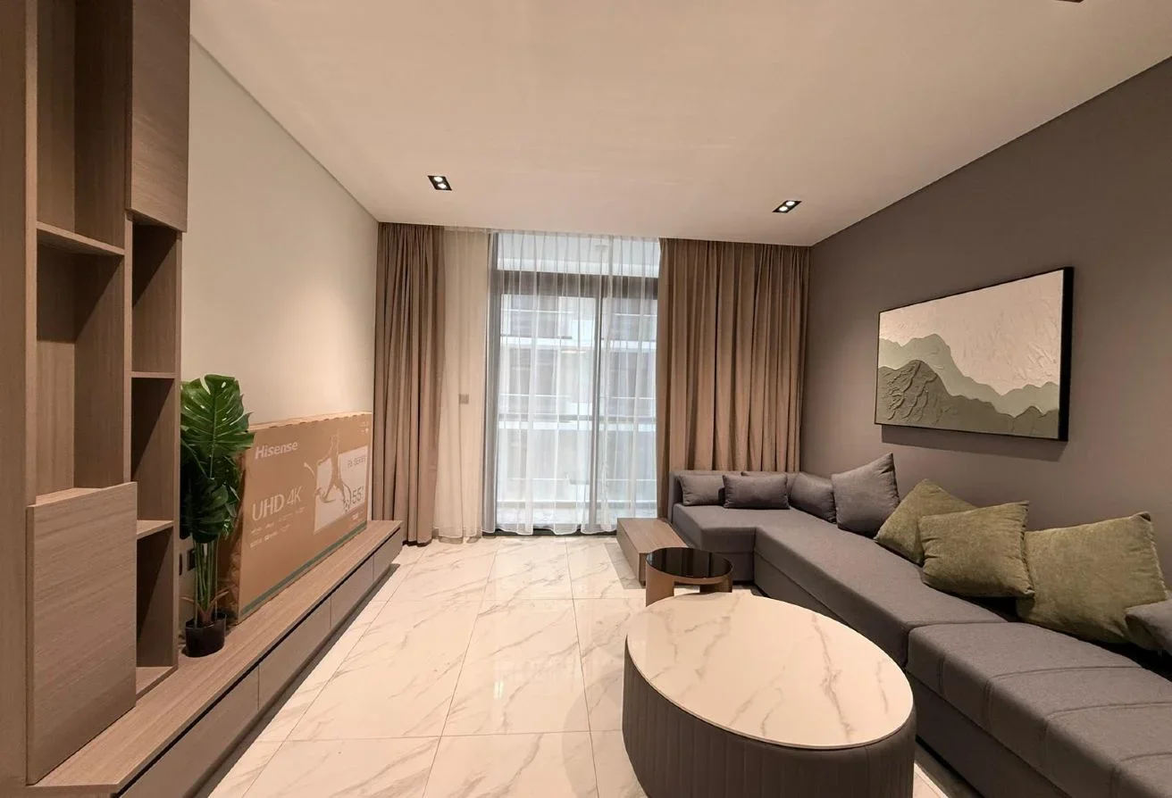 Distress Deal 1BHK Furnished | Yasmeen City 950K