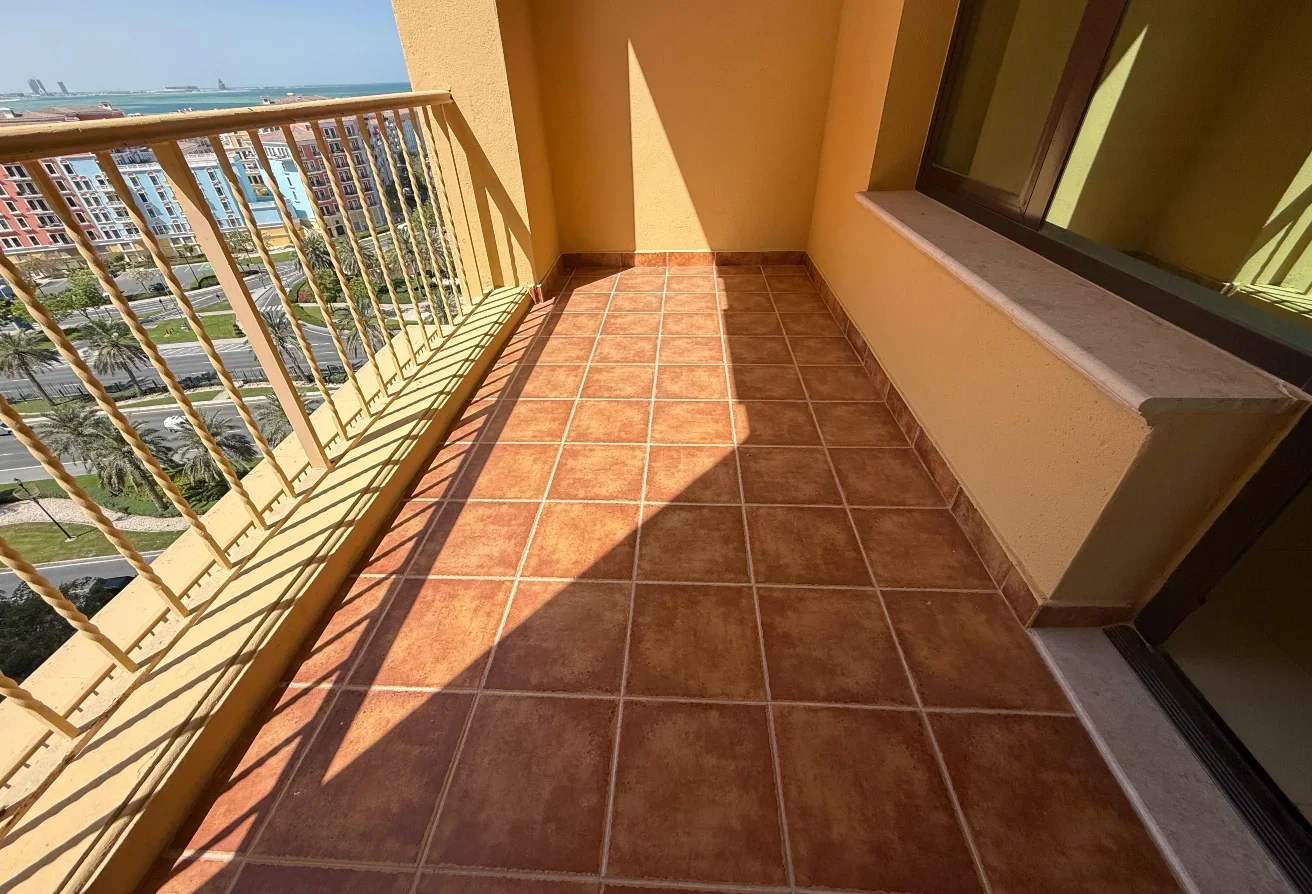 1BEDROOM Furnished apartment with balcony