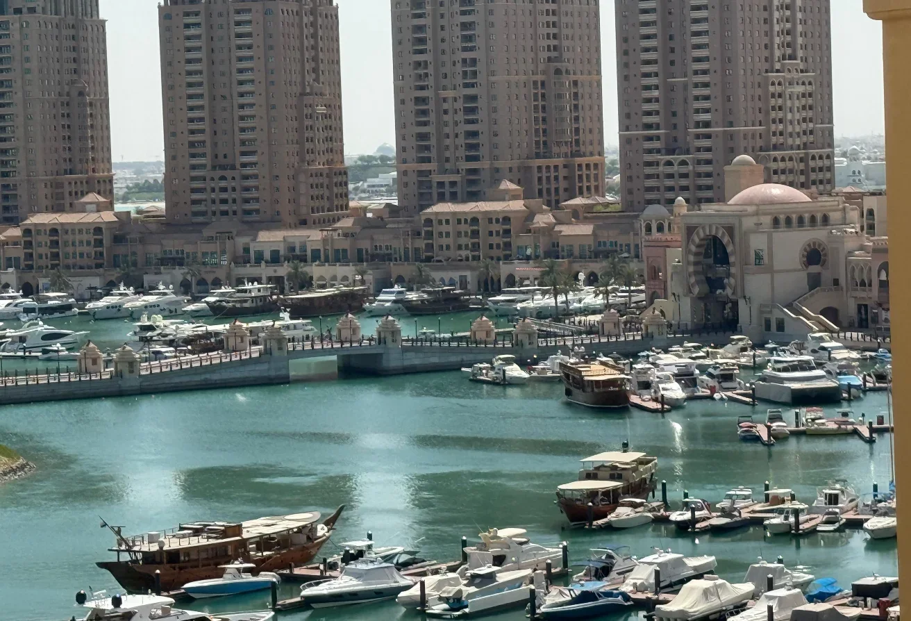 1BEDROOM Furnished apartment with balcony