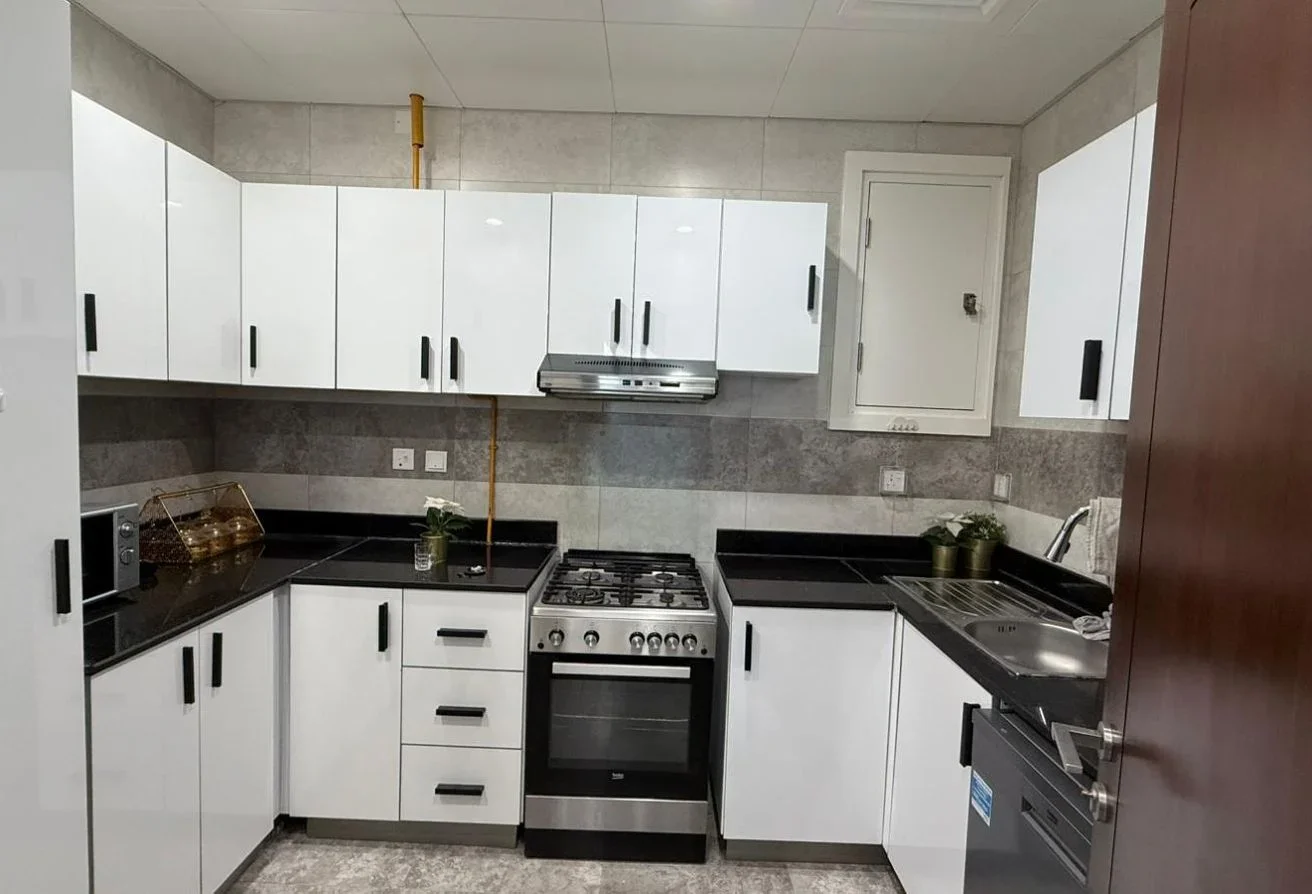 Spacious 2 Bedroom Apartment for RESALE