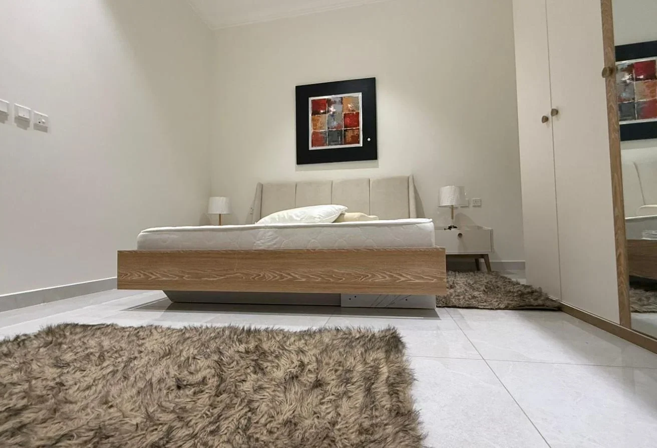 Spacious 2 Bedroom Apartment for RESALE