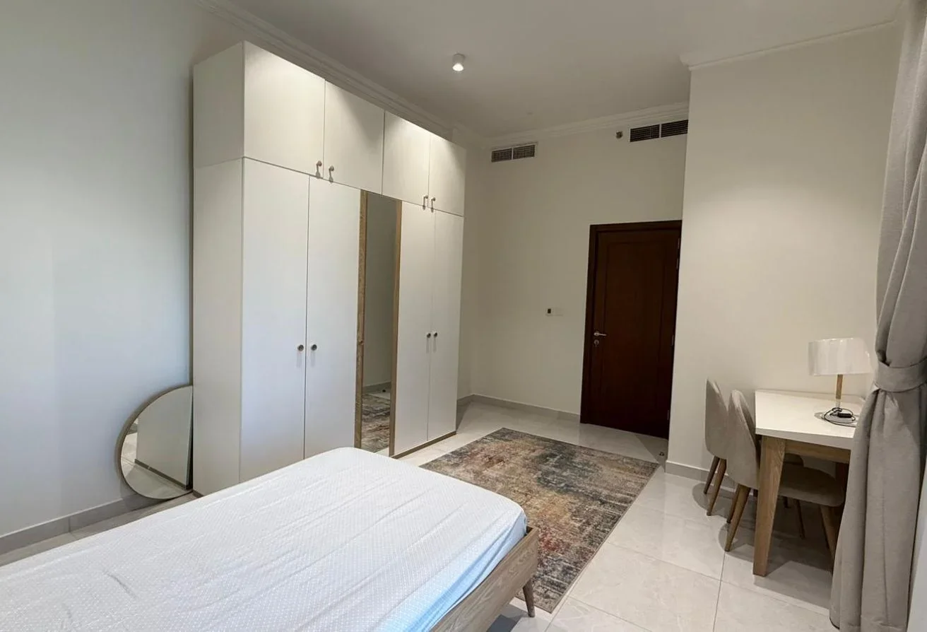 Spacious 2 Bedroom Apartment for RESALE - view 3