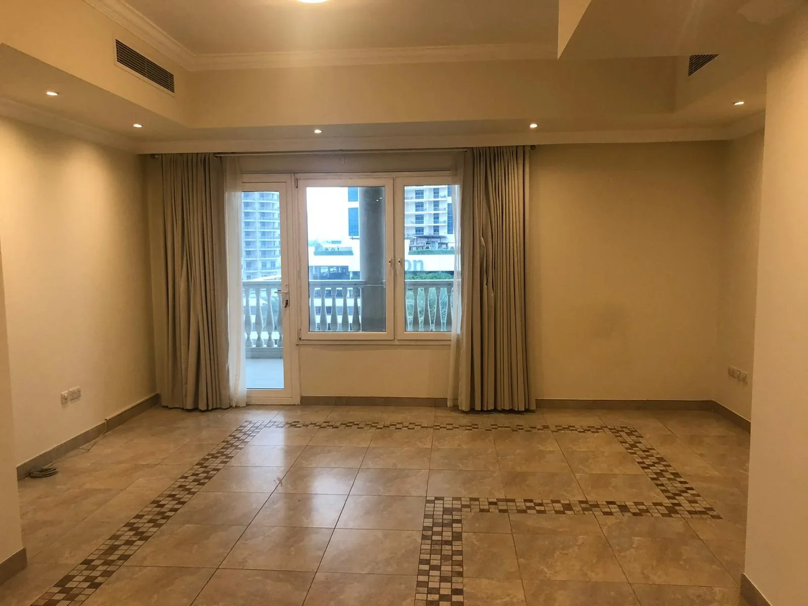 Elegant 1Bedroom Apartment for Sale | Porto Arabia