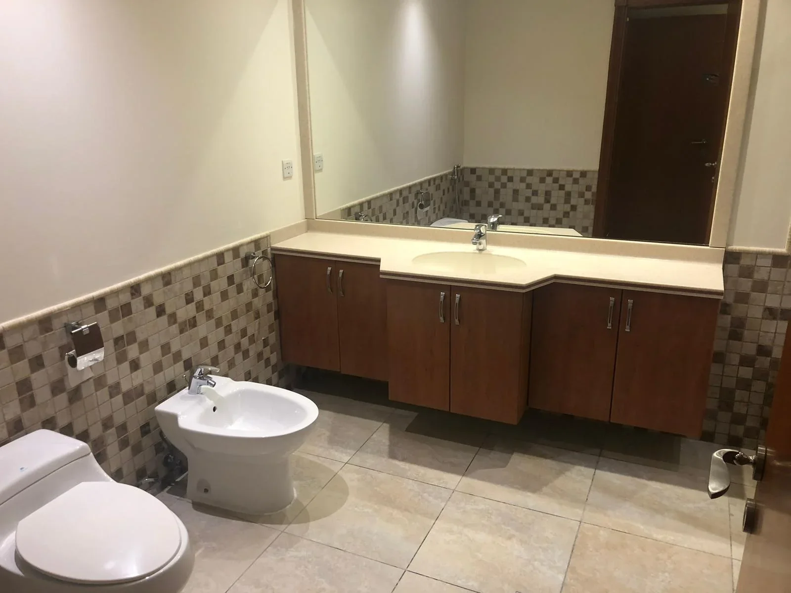 Elegant 1Bedroom Apartment for Sale | Porto Arabia