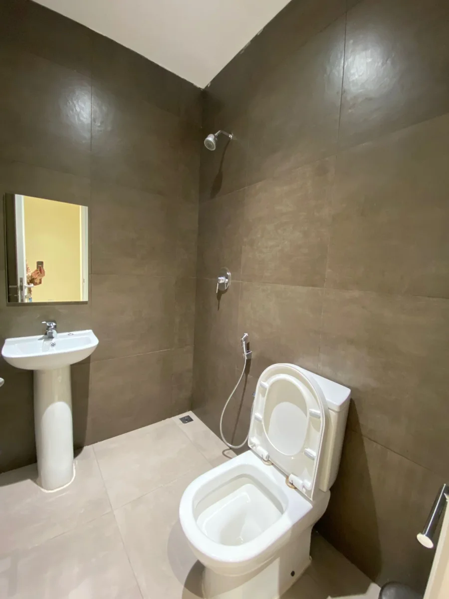 2. BHK + MAIDS SEW VIEW SIDE