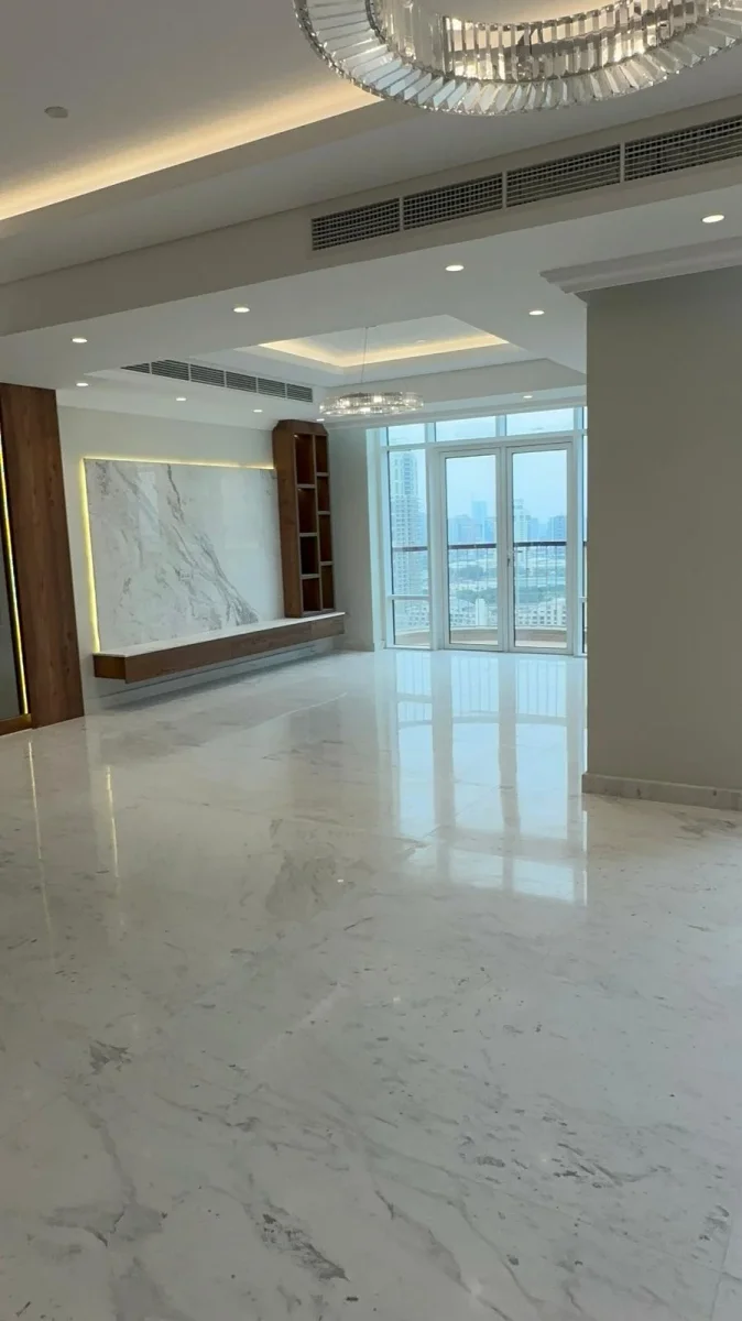 Affordable penthouse in pearl with panoramic view