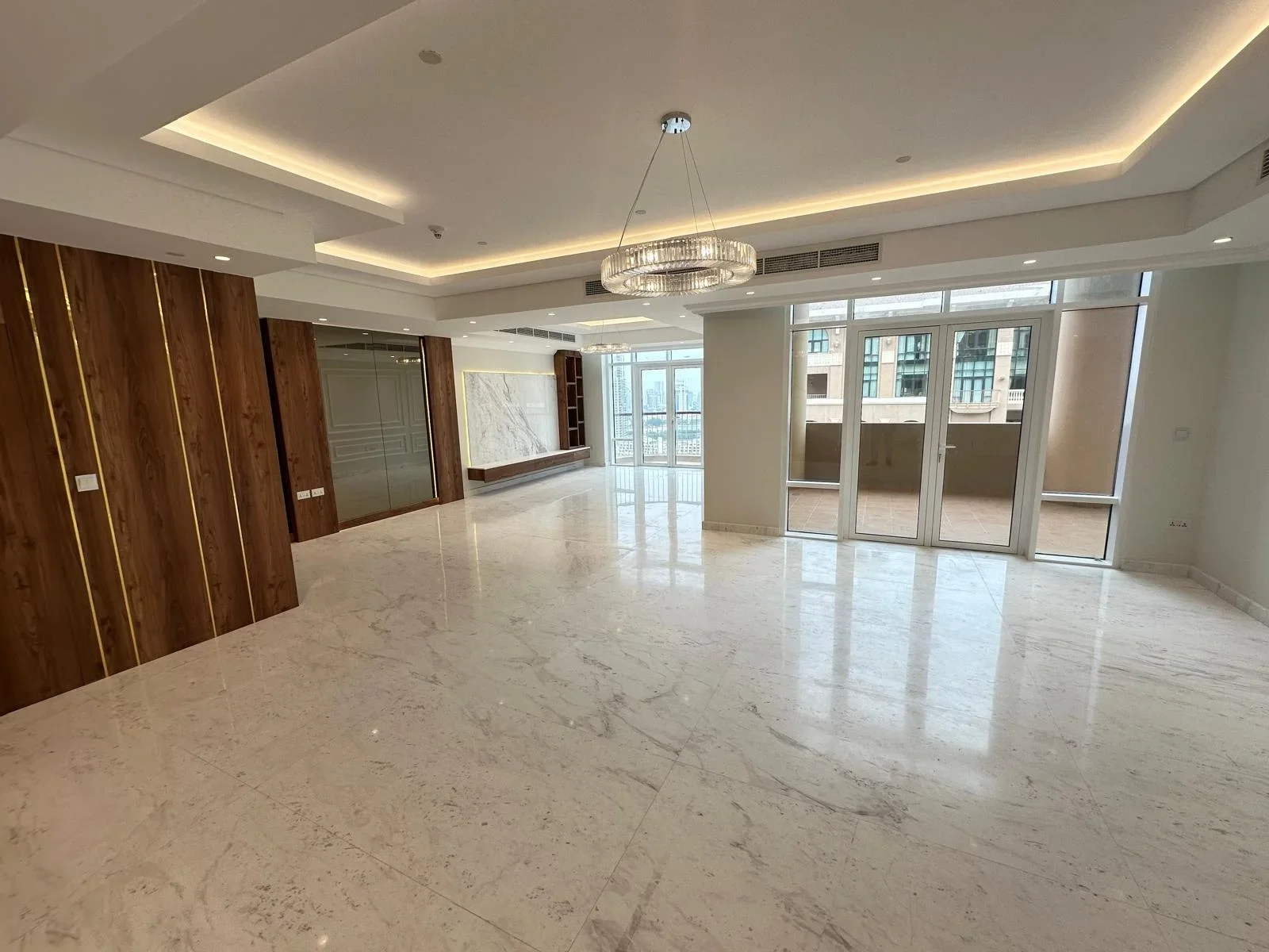Affordable penthouse in pearl with panoramic view