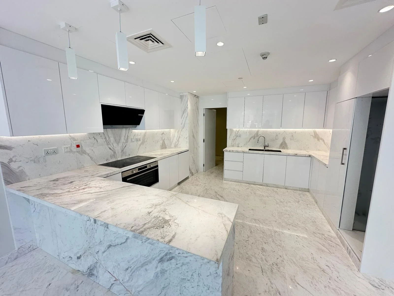 Affordable penthouse in pearl with panoramic view