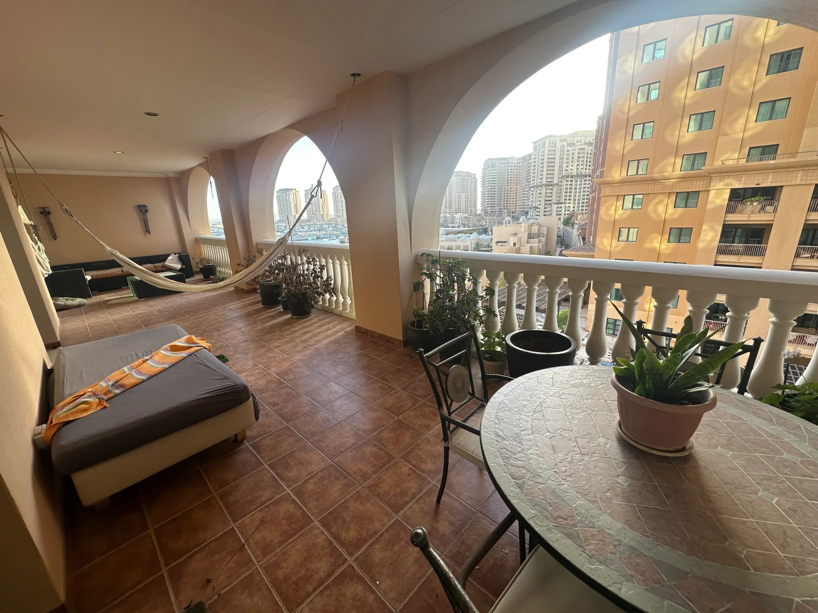 2 Bedroom Fully Furnished Side Marina View