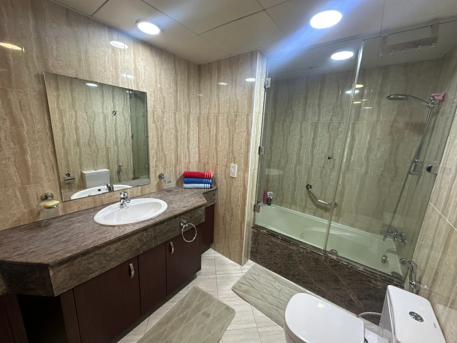 2 Bedroom Fully Furnished Side Marina View