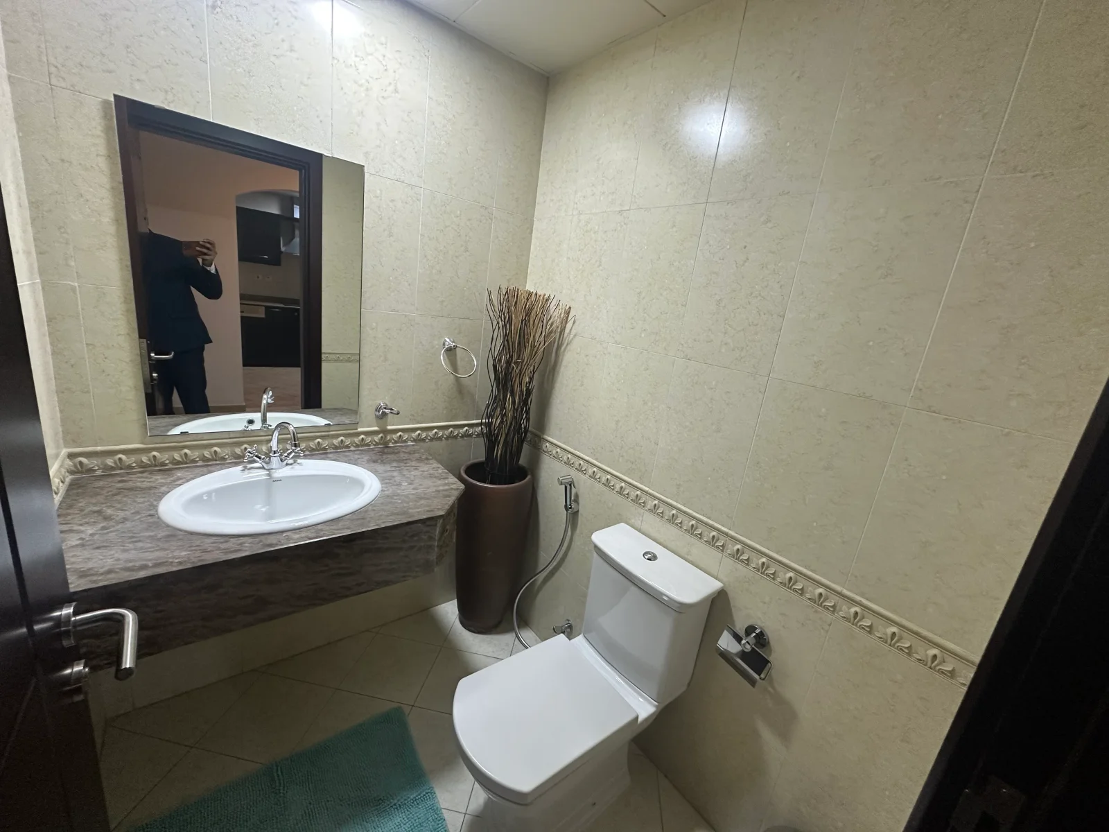 2 Bedroom Fully Furnished Side Marina View