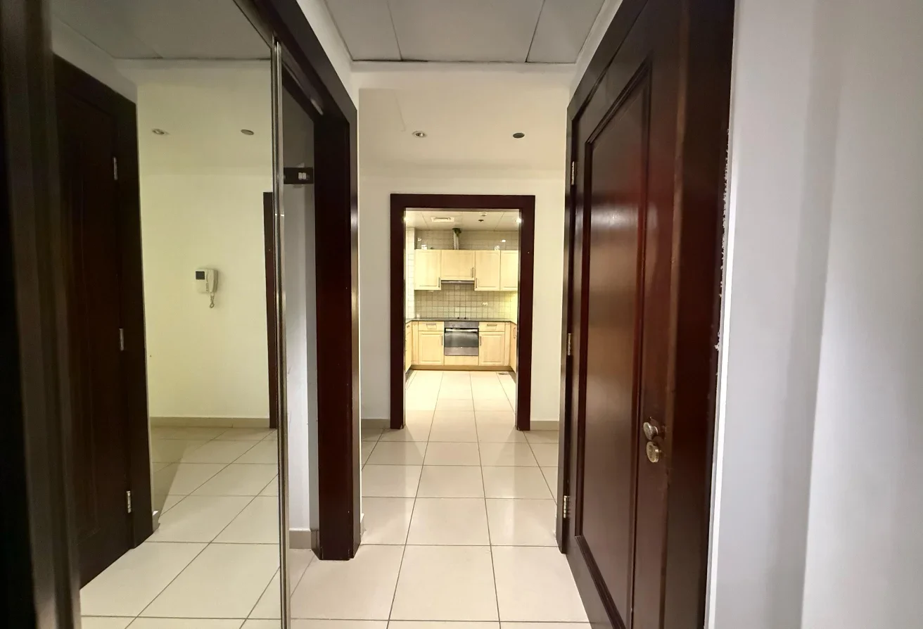 Nice 1Bedroom big size Apartment on sale