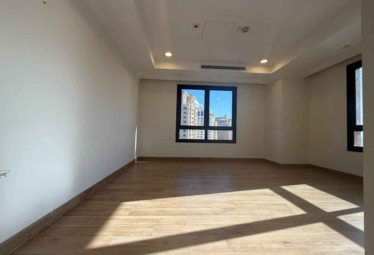 2BHK Semi furnished Apartment full marina view