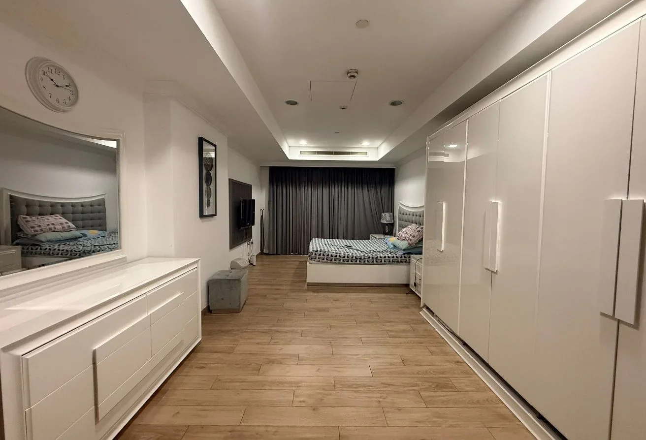 High Floor 2BHK | Partial Sea & Marina Views Porto