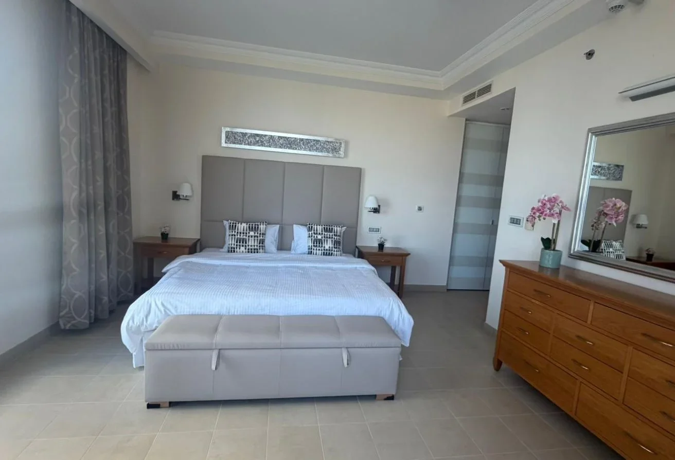 1BHK FULLY FURNISHED APARTMENT IN VIVA BAHRIYA|