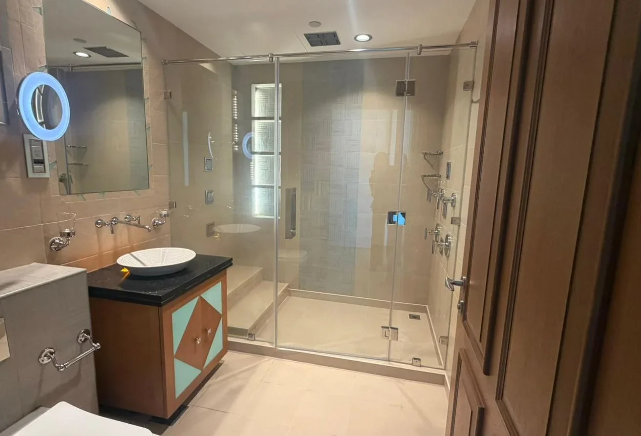 1BHK FULLY FURNISHED APARTMENT IN VIVA BAHRIYA|