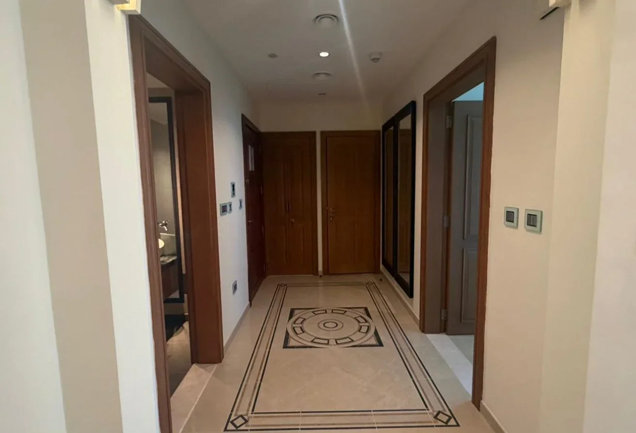 1BHK FULLY FURNISHED APARTMENT IN VIVA BAHRIYA|
