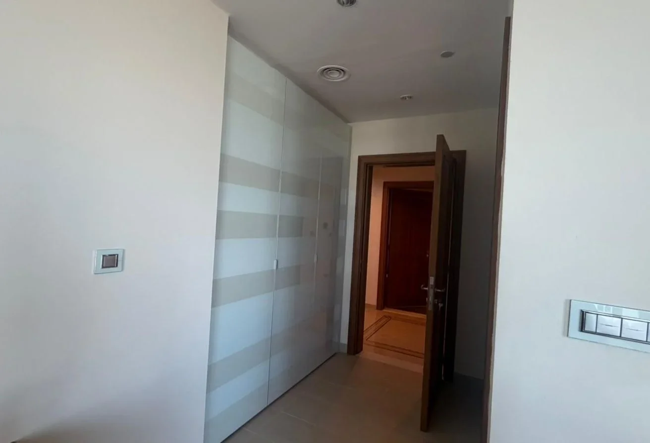 1BHK FULLY FURNISHED APARTMENT IN VIVA BAHRIYA|