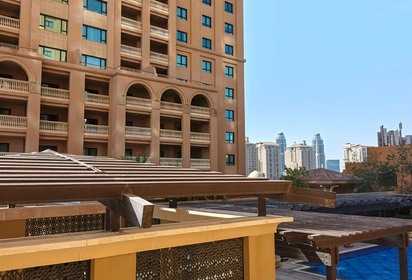 LUXURY 2 BED ROOM PLUS OFFICE WITH 2 PARKING