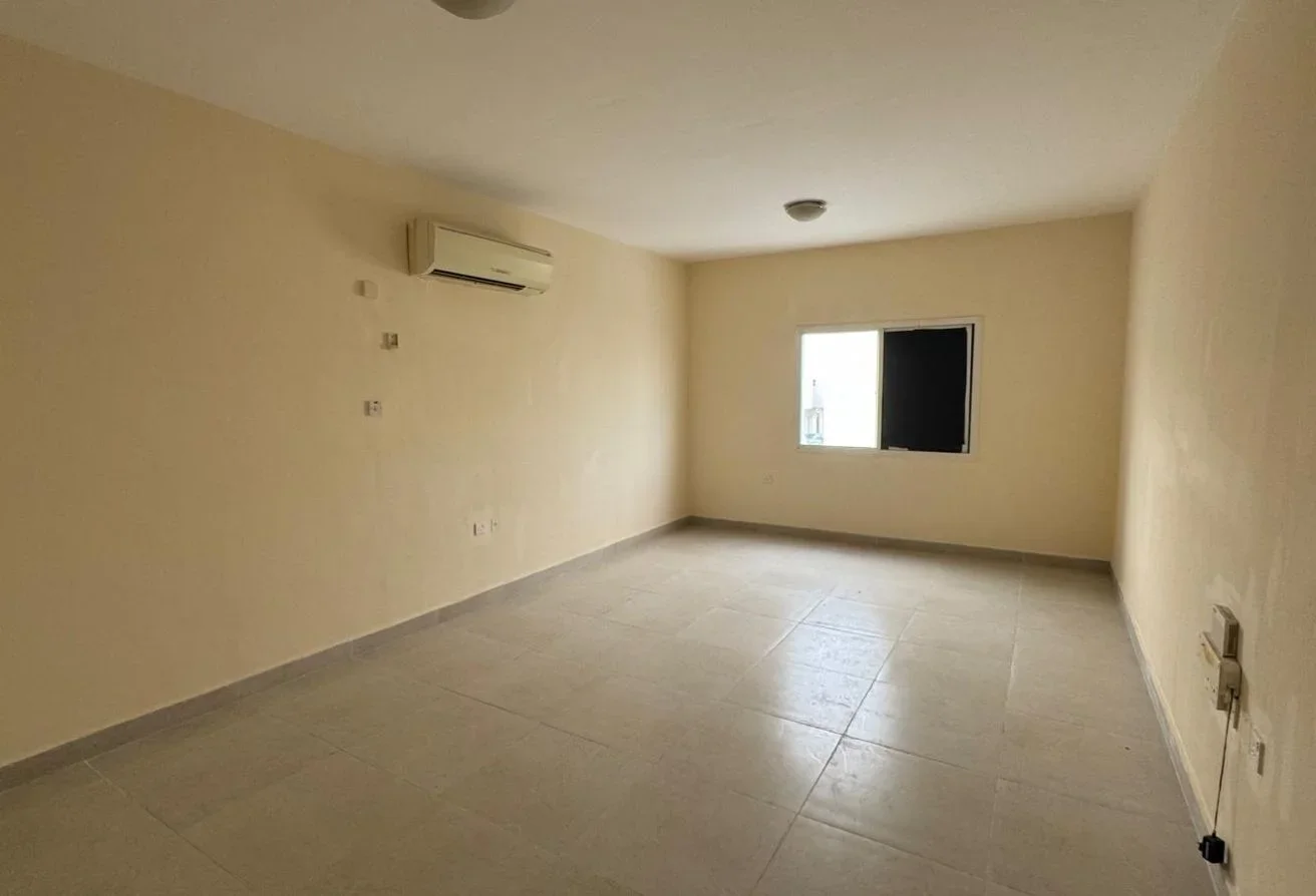 Spacious 5BR Villa for Rent | Only QAR 7,200 | - view 3