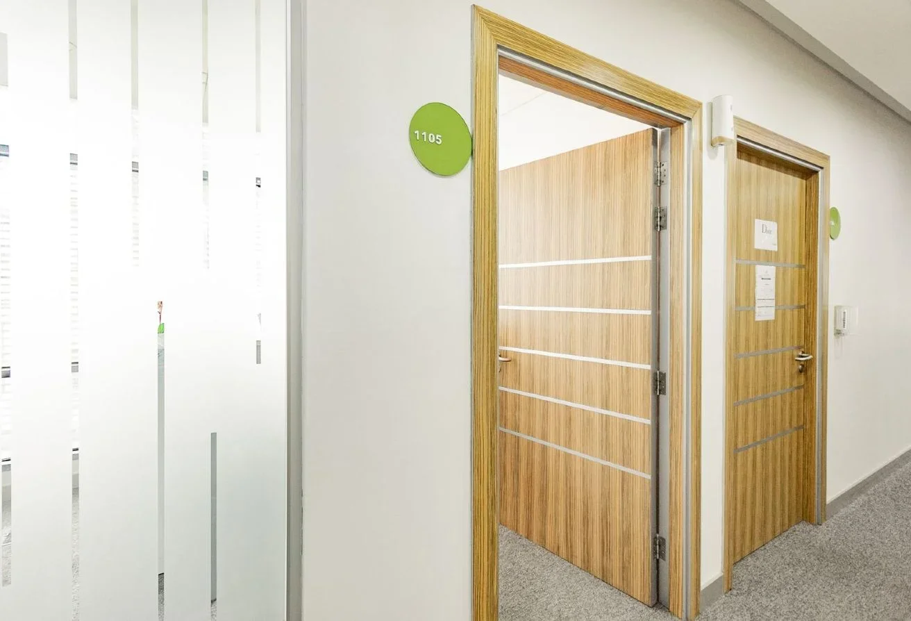 Flexible Office Spaces in a Modern Business Center