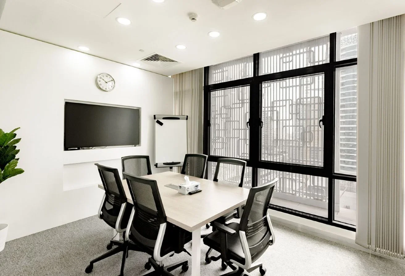 Flexible Office Spaces in a Modern Business Center