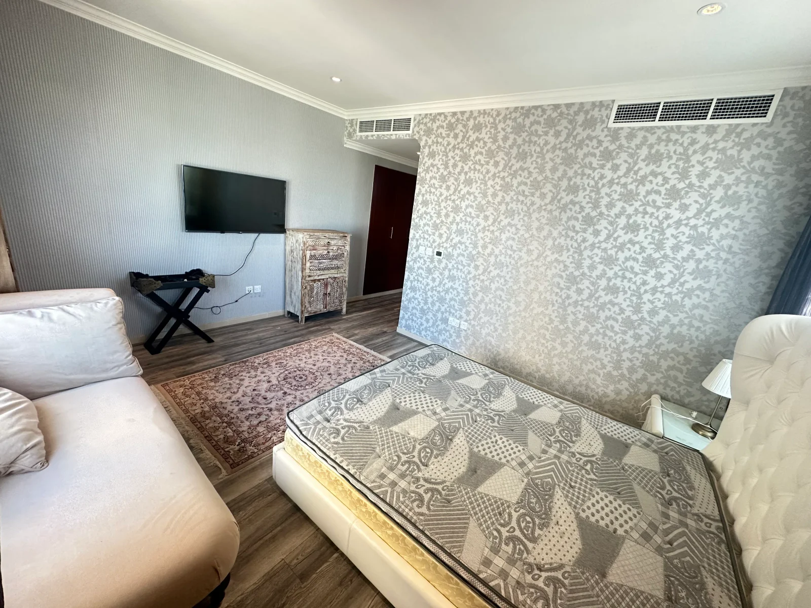 Panoramic City View 2 Bedroom Fully Furnished