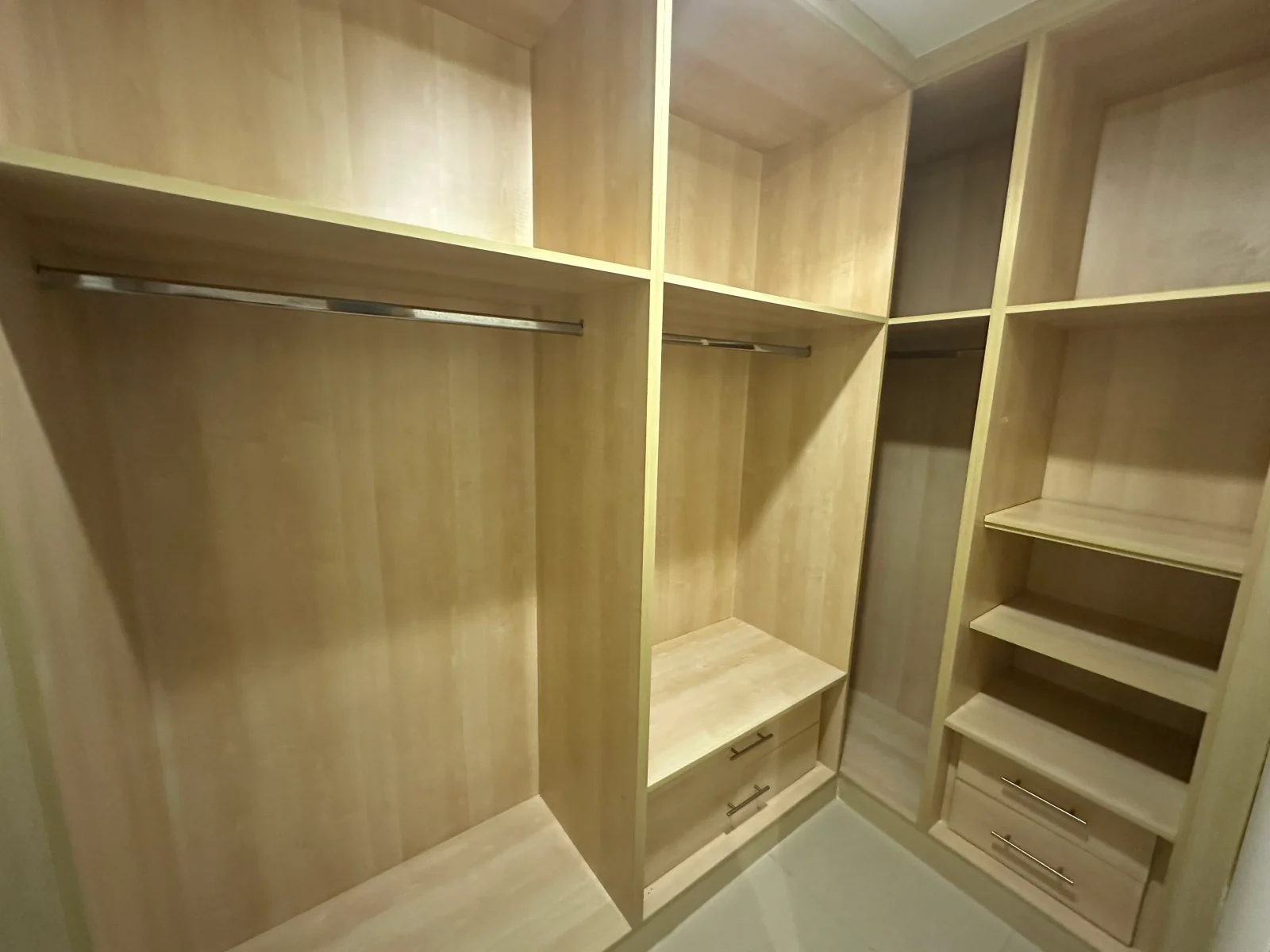 1+Office Higher Floor Panoramic City View