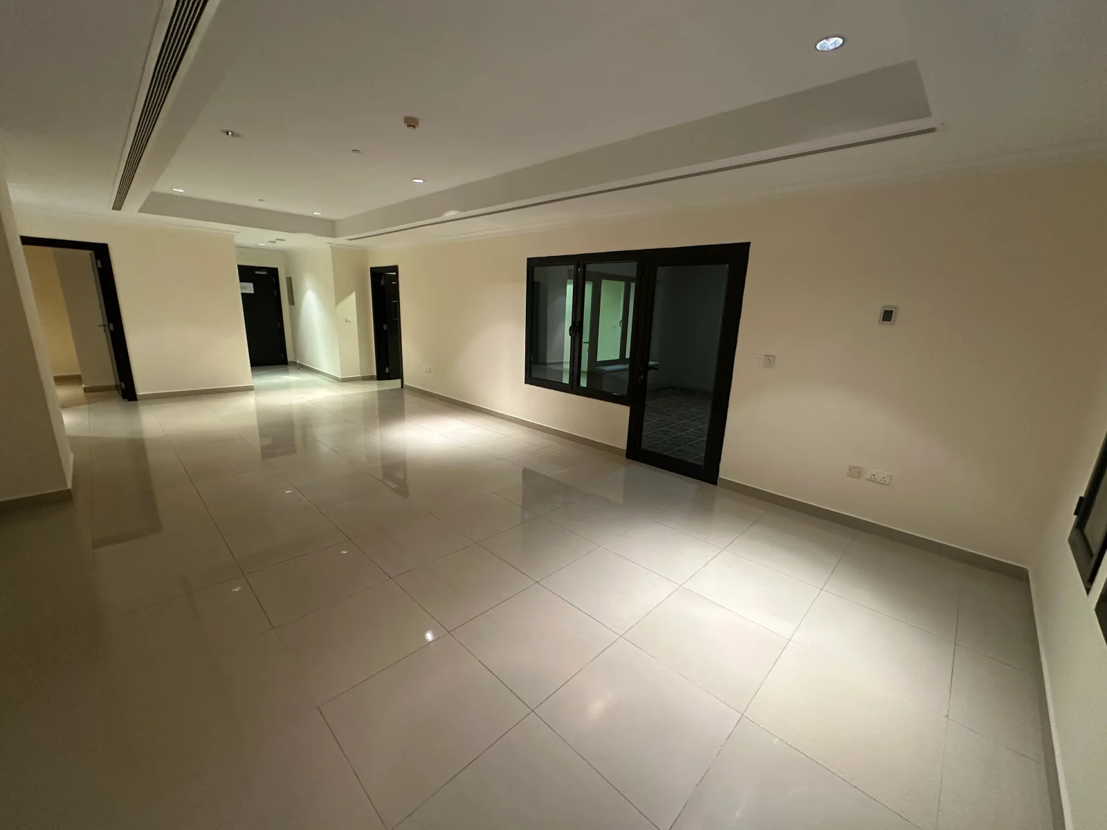1+Office Higher Floor Panoramic City View