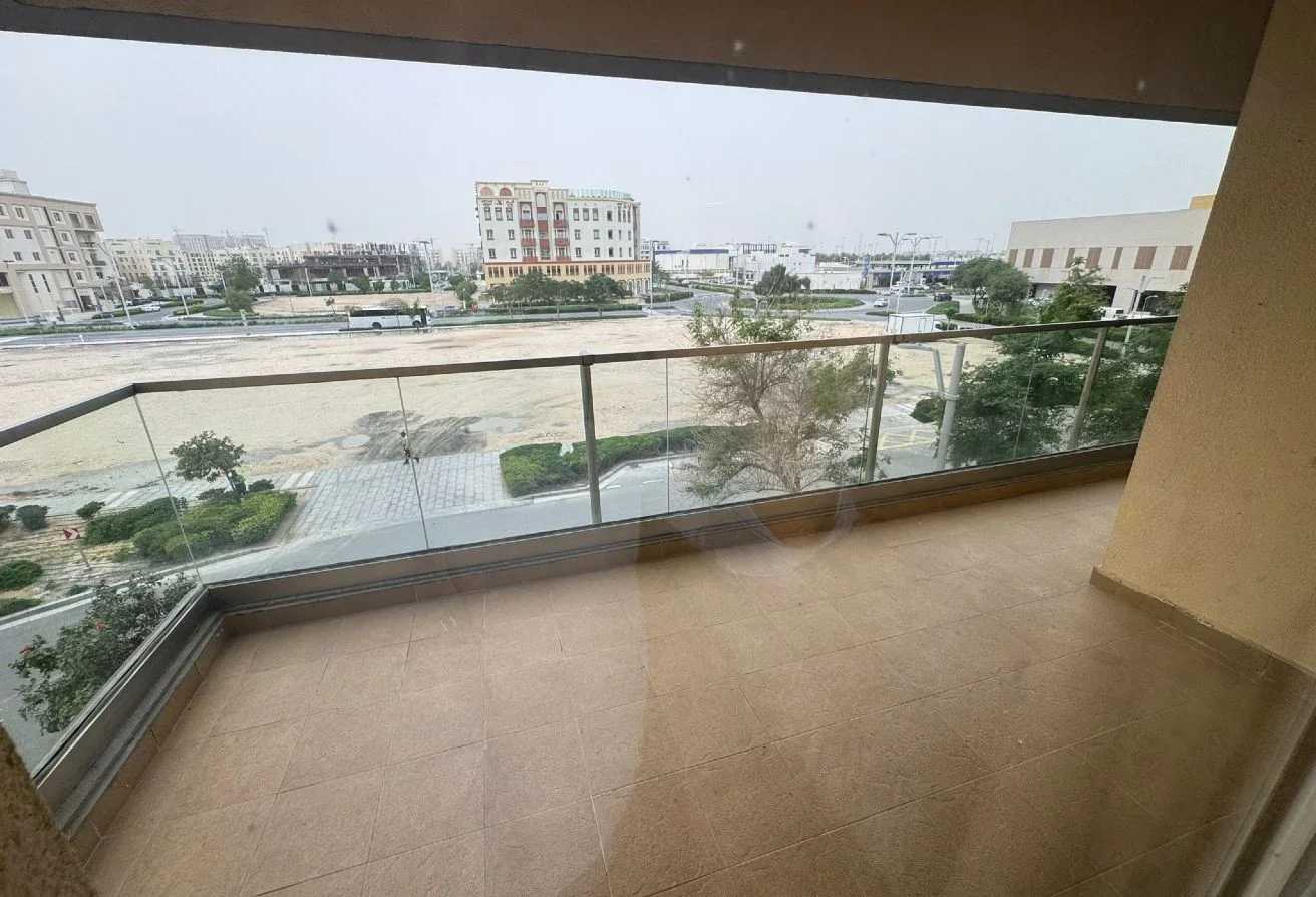 LAVISH 3+MAID FULLY FURNISHED BIG BALCONY AVAILABL