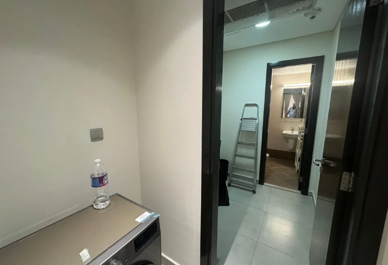 LAVISH 3+MAID FULLY FURNISHED BIG BALCONY AVAILABL