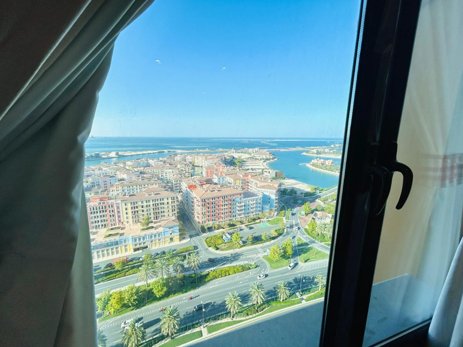 Studio Fully Furnished Including Bills City View