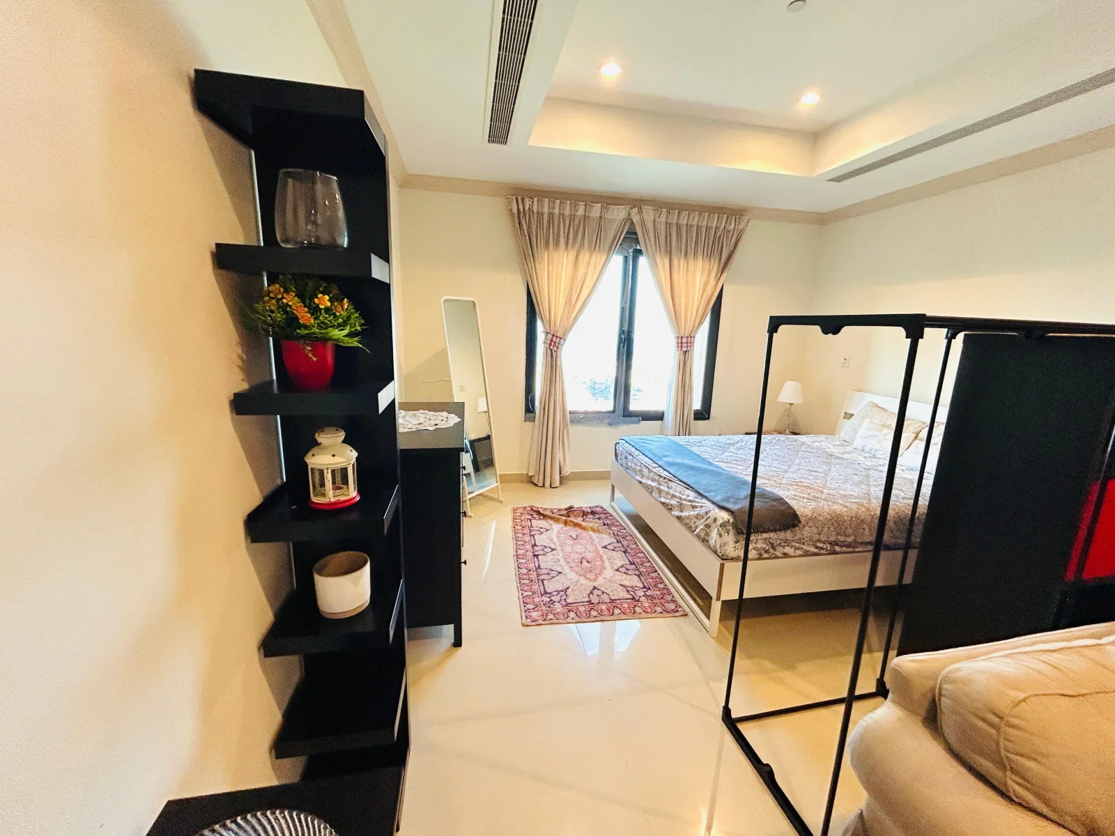 Studio Fully Furnished Including Bills City View