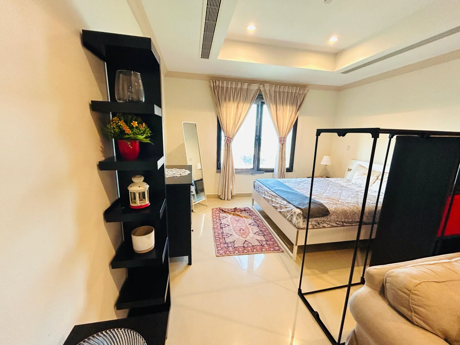 Studio Fully Furnished Including Bills City View