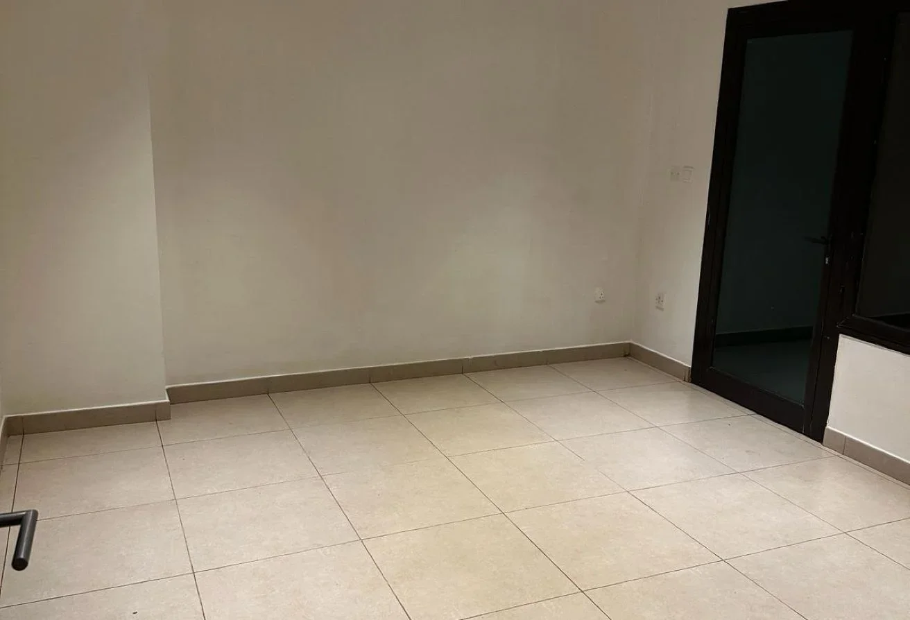 1BHK IN PORTO ARABIA LUXURY BIG LAYOUT EXCLUDING.
