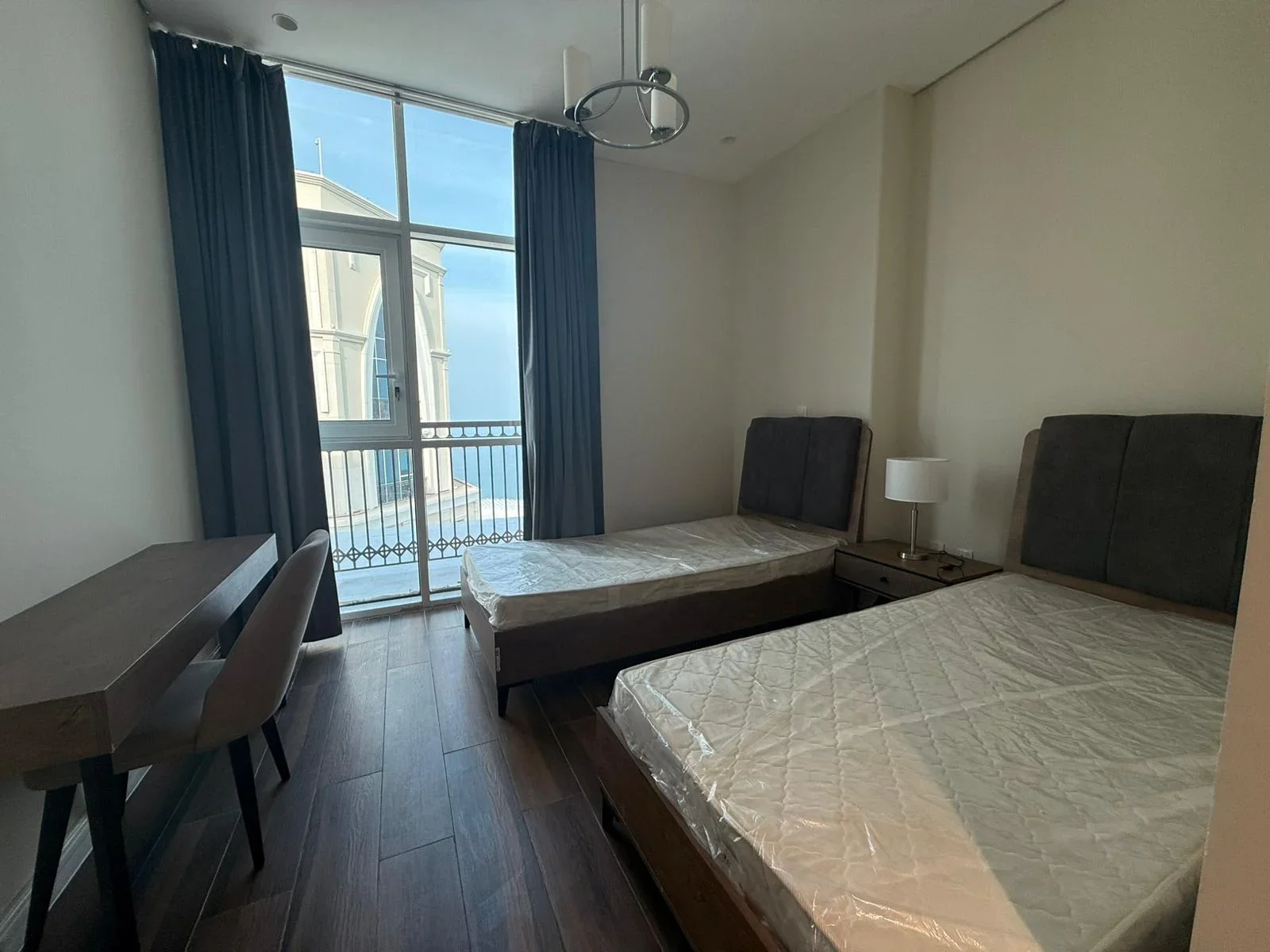 2 BHK +MAIDS ROOM   OFFER PRICE 200 k LASS
