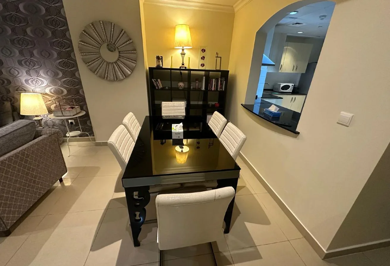 Cozy 1 Bedroom Apt | Sea and Marina View