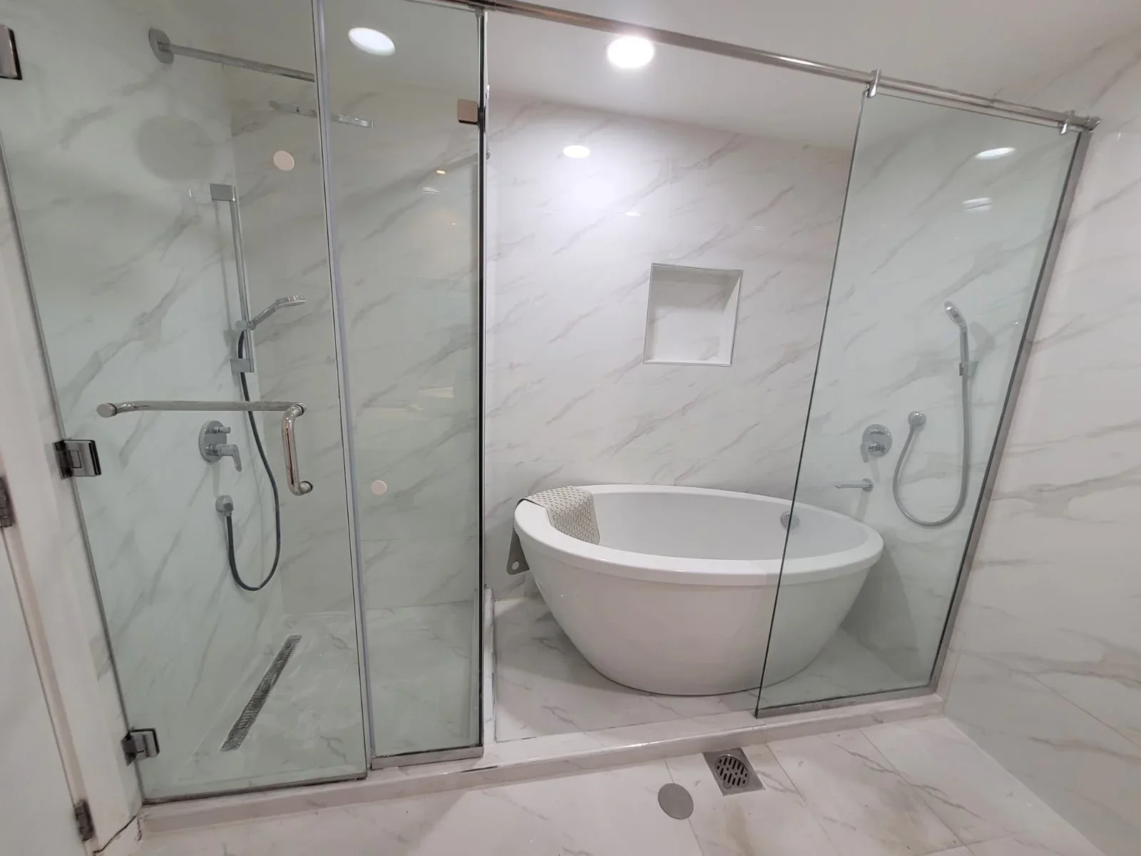 2 bhk for sale fully Marina view - view 3